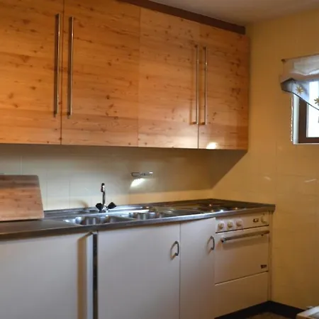 Taipan Apartment *