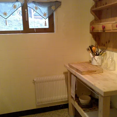 Taipan Apartment