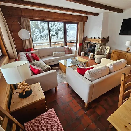 Taipan Apartment